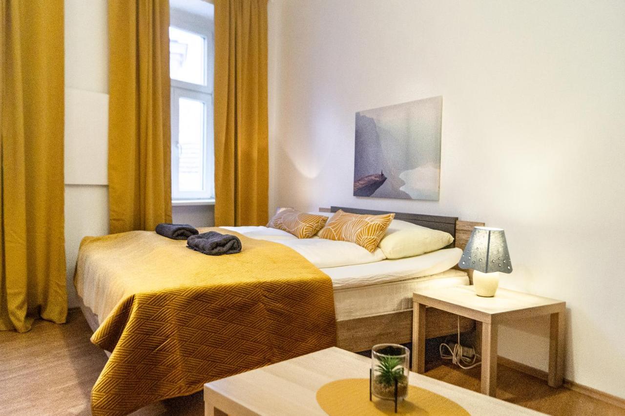 Economy 1Br Apartment Well Connected To The Whole City Відень Екстер'єр фото