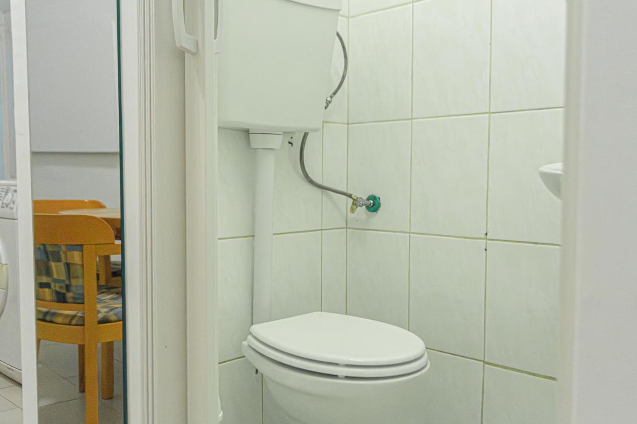 Economy 1Br Apartment Well Connected To The Whole City Відень Екстер'єр фото